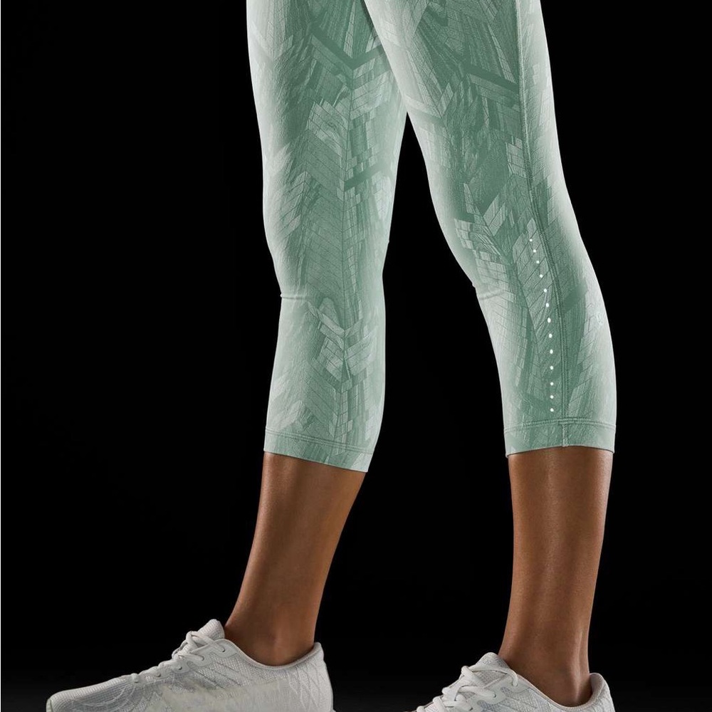 Lululemon Swift Speed 21” *Luxtreme - image 3